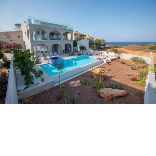 Protaras Art House Seviews