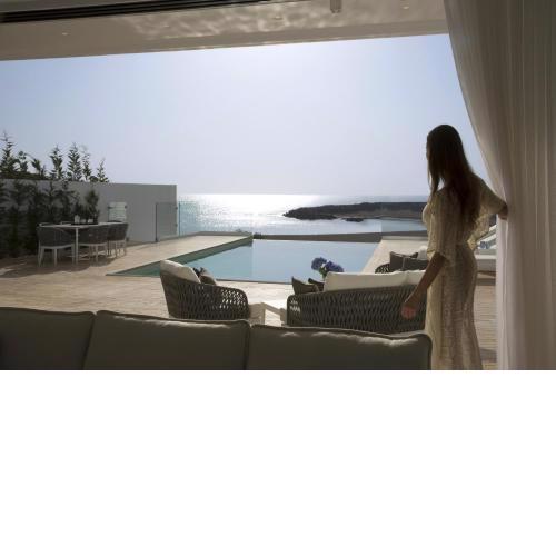 Protaras Beachfront Villa Blue Waves