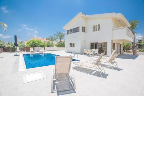 Protaras Holiday Villa Dv16