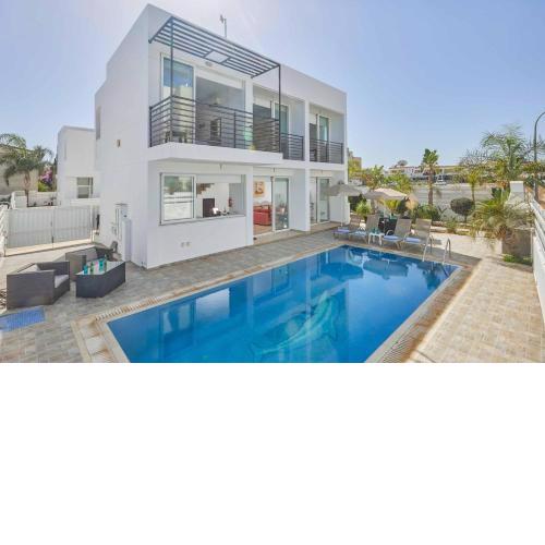 Protaras Pearl 18