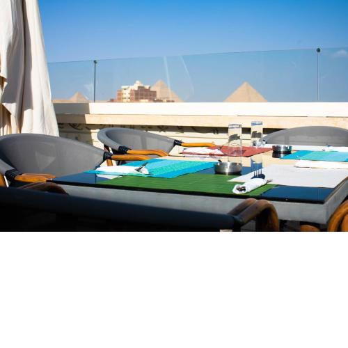 Pyramids Chillout Hotel