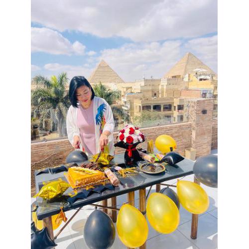 Pyramids Express View Hotel