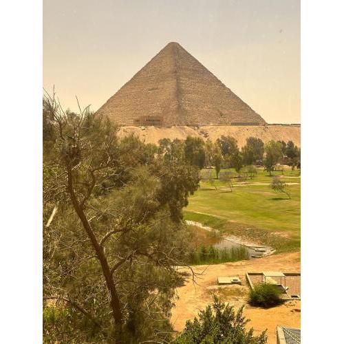 Pyramids Golf Direct View