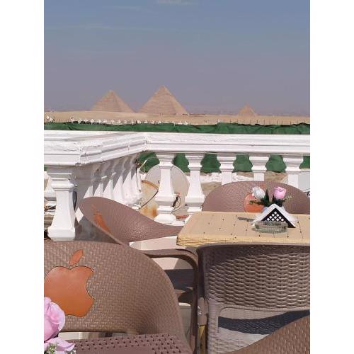 Pyramids High View Inn