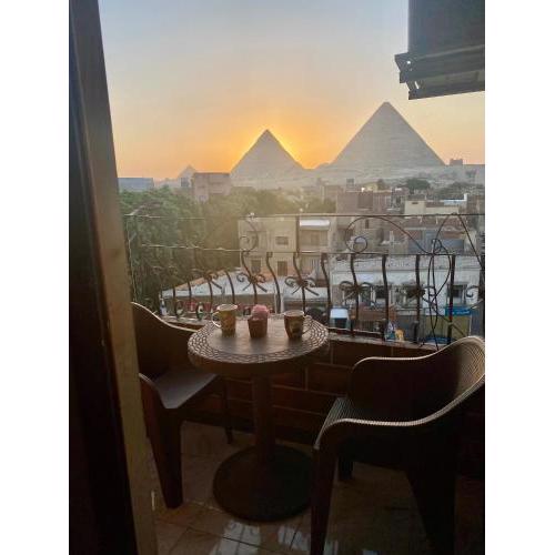 Pyramids hills view apartment