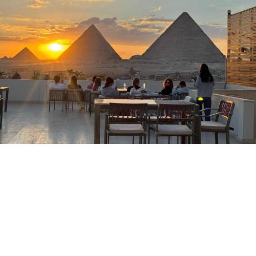 Pyramids Hotel