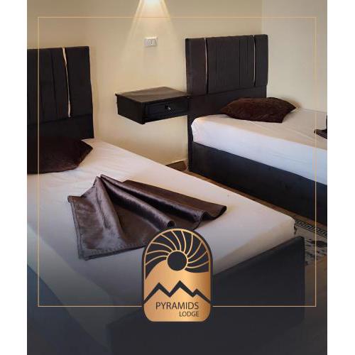 Pyramids Lodge