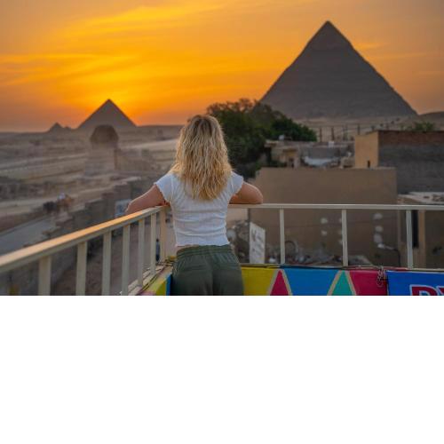 Pyramids Road Guest House