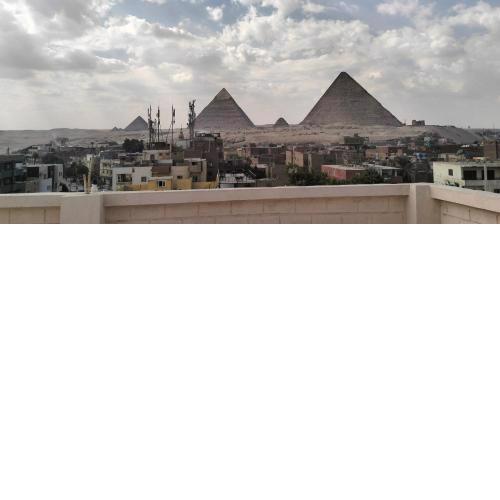 Pyramids View R Z Hotel