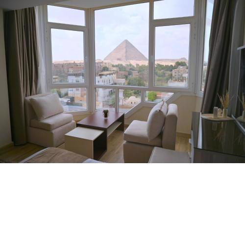 Pyramids wonders hotel