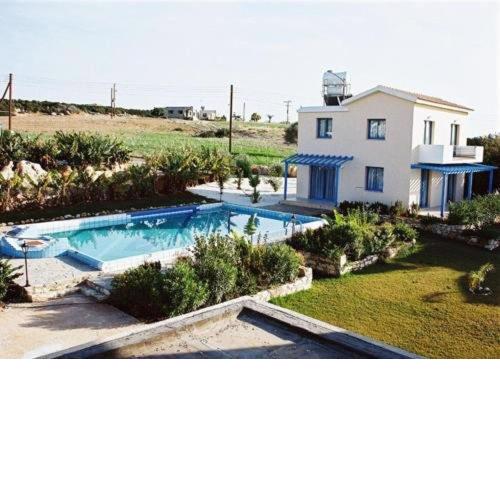 Queen Eyridiki Luxury Villa 1