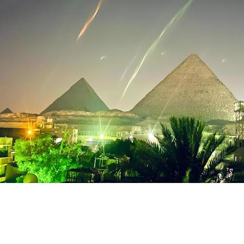 Queen pyramids view