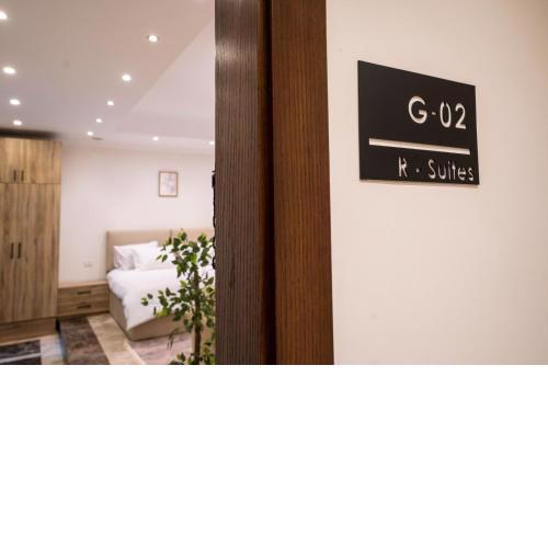 R Suites