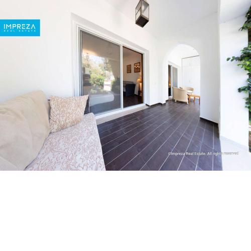 Raffinato spaziosissimo appartamento bilocale Dominal Coral Bay con giardino R23106