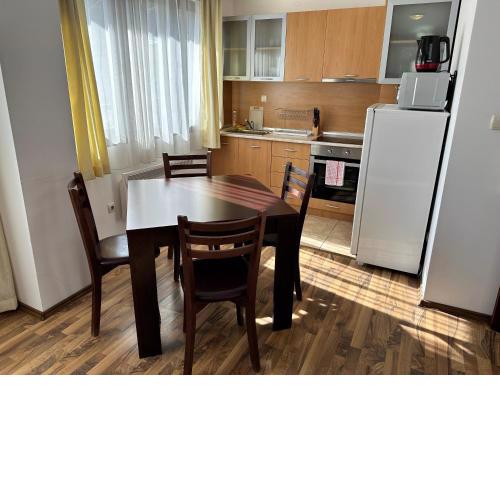 Ramada 2 - Apartment