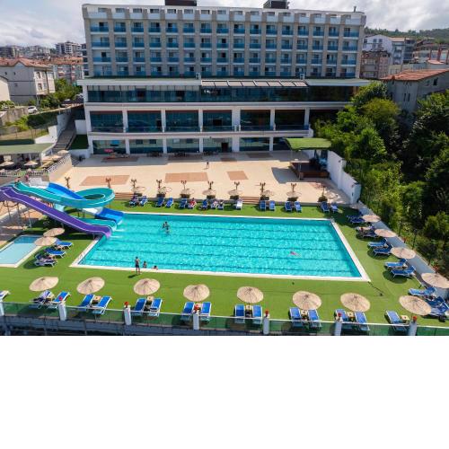 Ramada Resort by Wyndham Unye