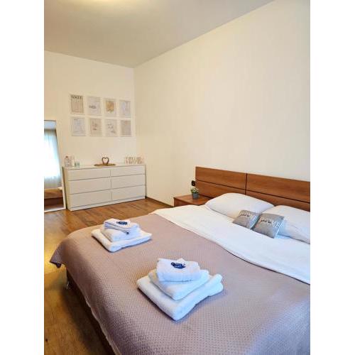 Rea Olive Residential - Quiet and Cozy Stay
