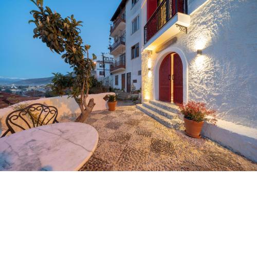 Reddoors Suites Sea View