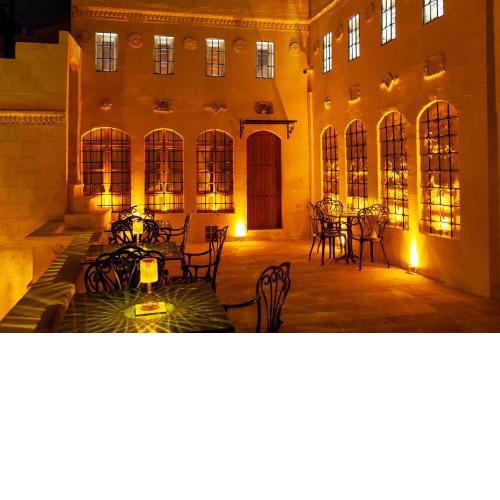 Reji Boutique Hotel