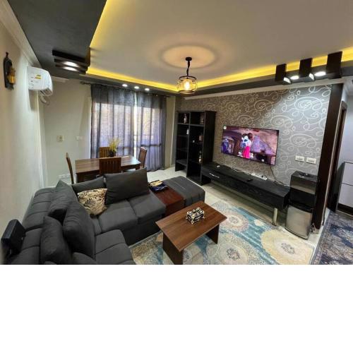 Relaxing 2BR Madinaty stay