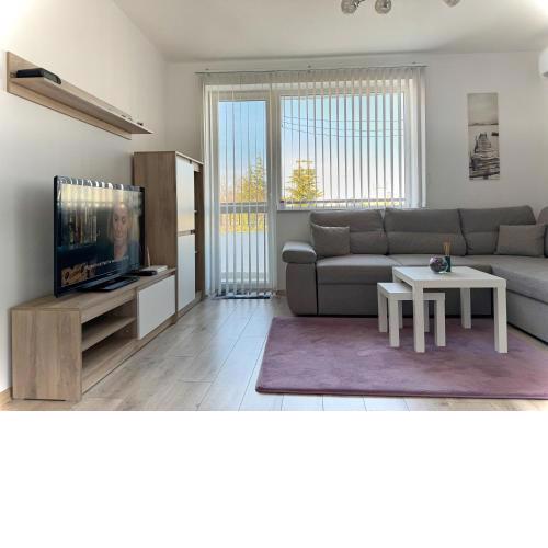 Restful Apartment for 4 Guests in Burgas