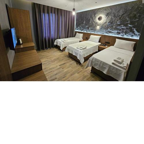 Rever Hotel