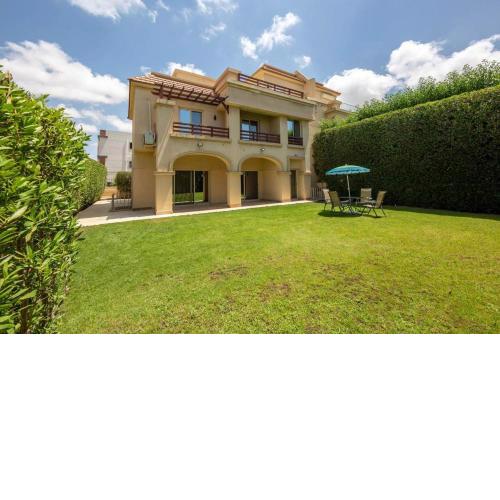 Rihana Villa studios