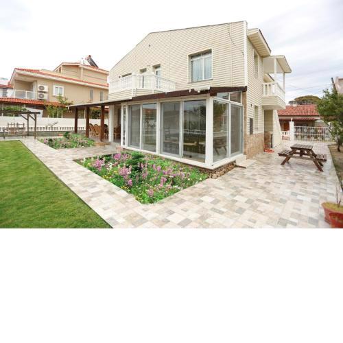 River & Sea Villa