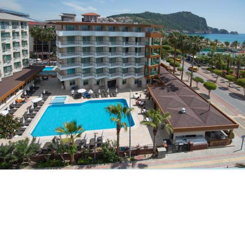 Riviera Hotel & Spa
