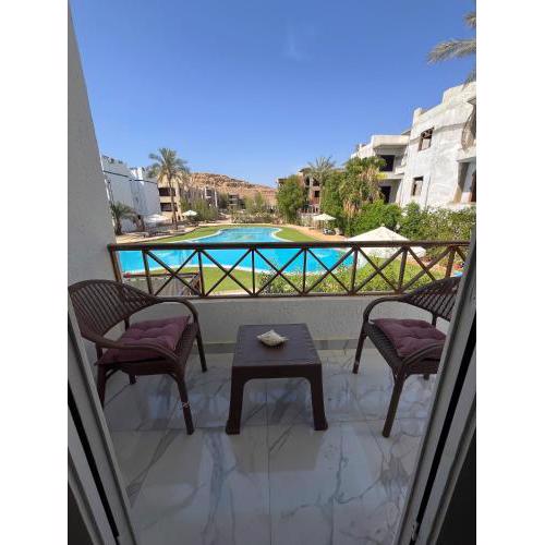 Riviera Resort Apartment - Pool view & Wifi