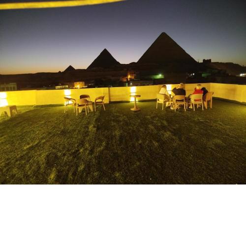 roka pyramids view inn