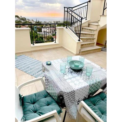 Roof Terrace Heaven with Sea View