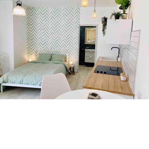 Roof Top Luxury City Center Apartment BY NAMASTE ELITE