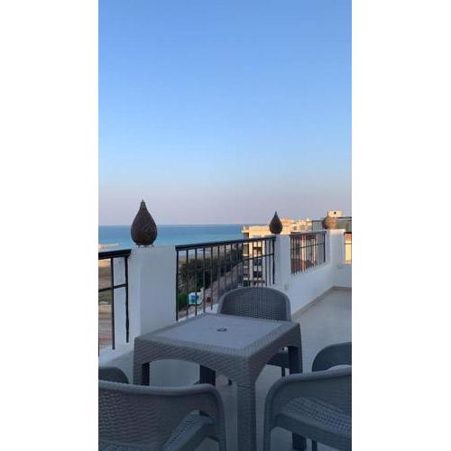 Rooftop studio sea view in Hurghada with private terrace