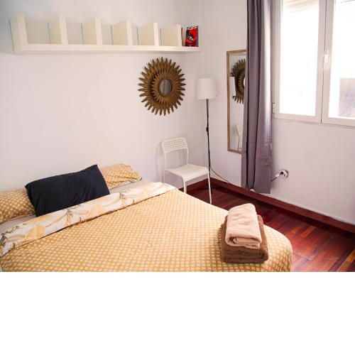 Room in a shared apartment in the very center Madrid!