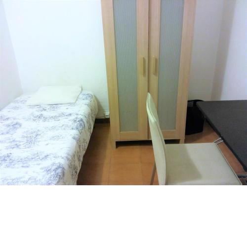 Room in Guest room - Private room with sunny terrace of 200m2 3