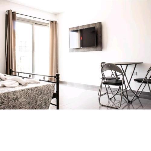 Roomy Studio - stone throw away to Nissi Beach!