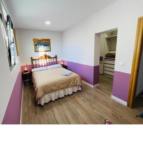 ROSALES Apartamento y jardín