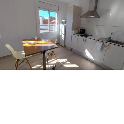Rosesapparts Estudios & Parking