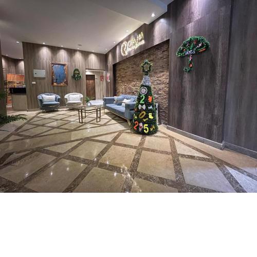 Rotana Palace Suites