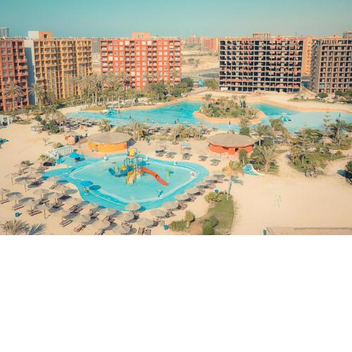 Rove Porto Golf Marina