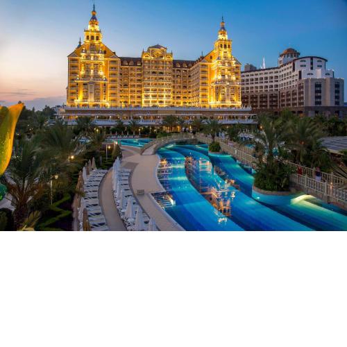 Royal Holiday Palace