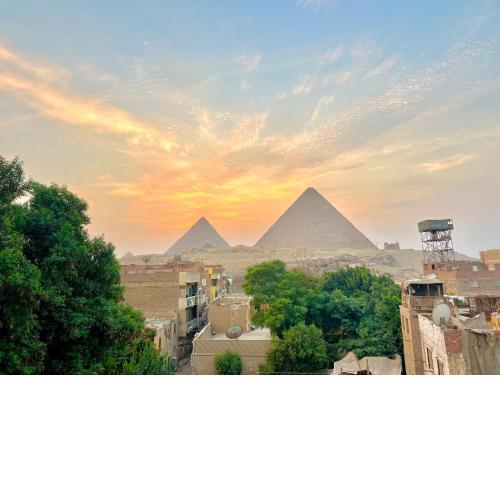 Royal sun pyramids inn