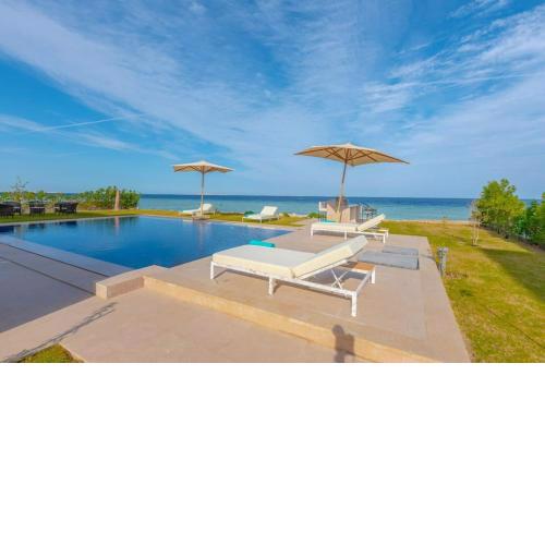 Royal Villa on the beach