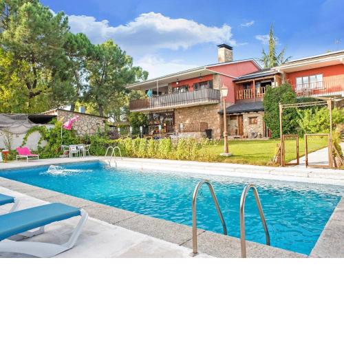 Rural apartment with shared garden pool and Spa