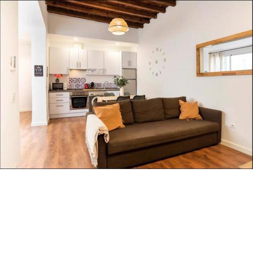Rustic & Nice Apartment in Malaga Center