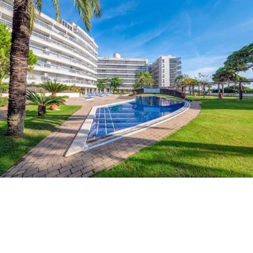 S'Abanell Central Park seafront apartment