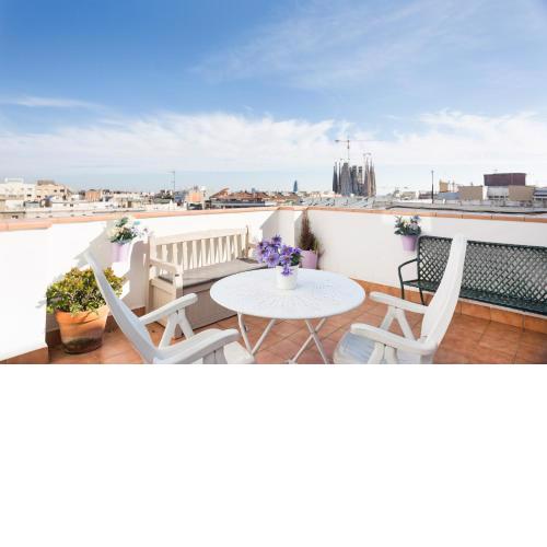Sagrada Familia Attic - Terrace Bcn Views