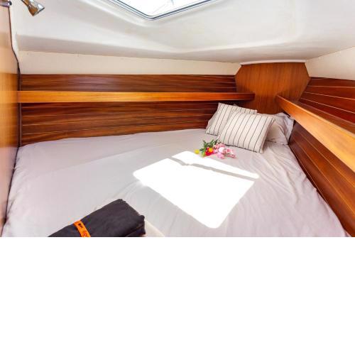 Sail Boat to Sleep