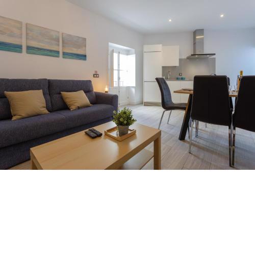 SAIL Family Home by Cadiz4Rentals